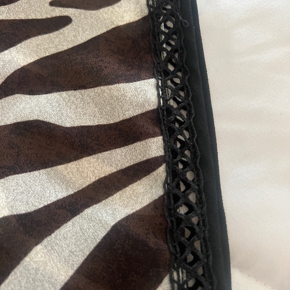 Blouse - Picture 6 of 7